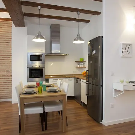 Apartment Singular Station *